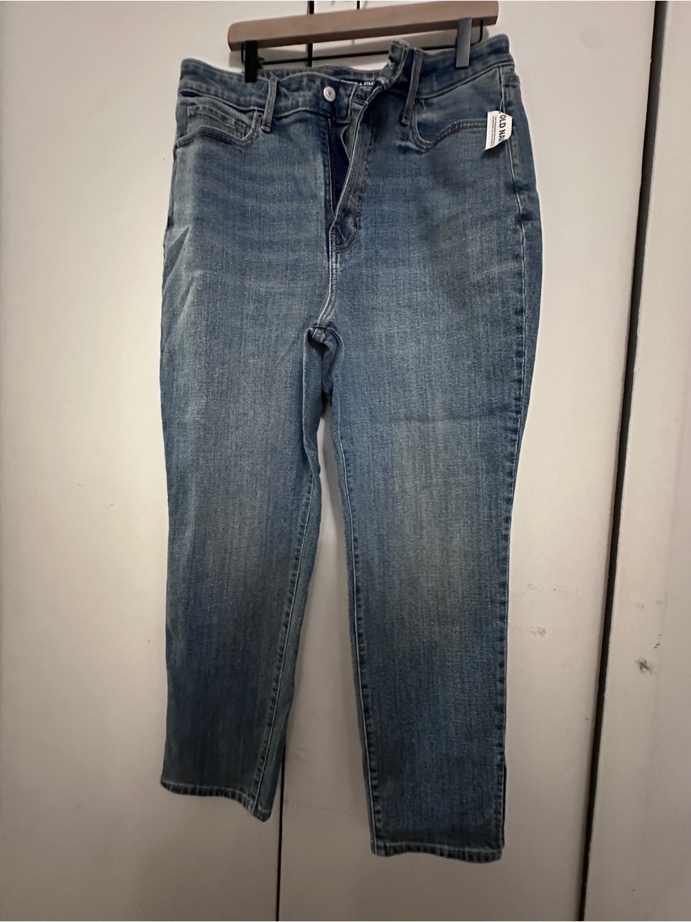 Old Navy Women’s Light Blue Cropped Straight Jeans